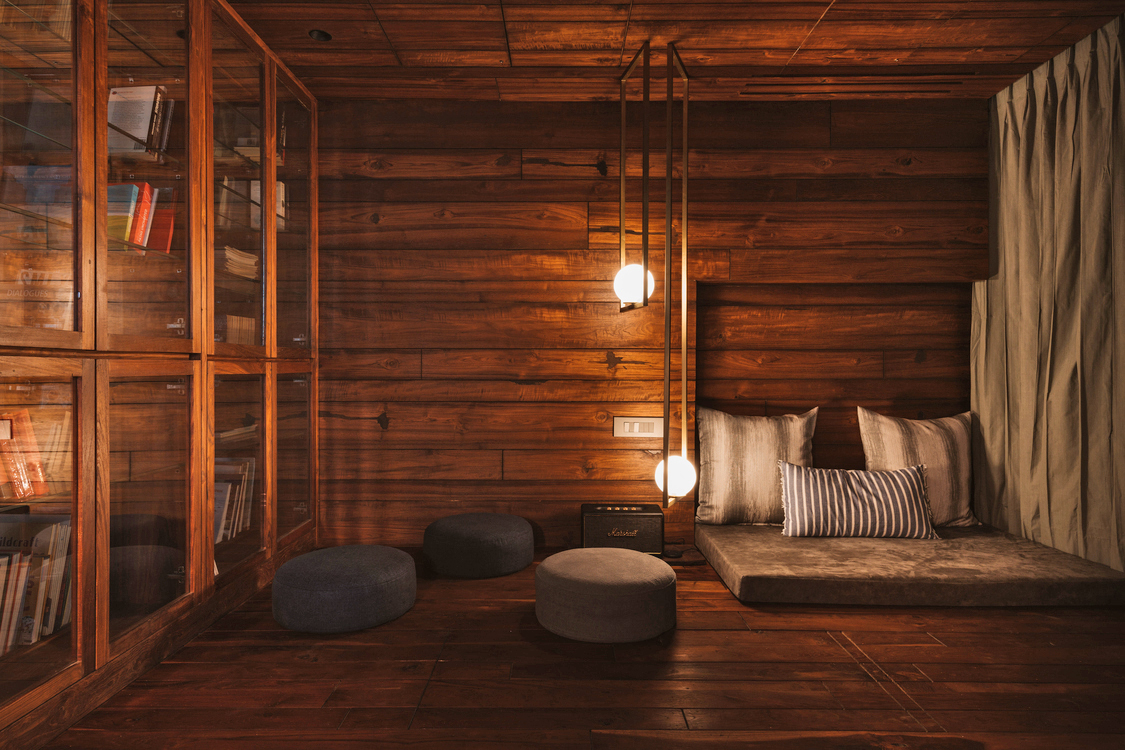 Studio Saransh Uses Teak